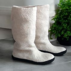 Handmade Felted Wool Floral House Slippers for Men, Warm Indoor Boiled Wool Shoes - Hygge Housewarming Gift - Custom Sizes US 7-12/ EU 41-45 Selling thise handmade, I guarantee warmth and comfort on cold days thanks to these women's boots/felted boots. Crafted from high-quality sheep's wool, they are reliable and warm, perfect for winter. These boots/felted boots are the ideal way to stay warm and stylish during winter days. Made with love and attention to detail, they will provide you with cozi Comfortable White Winter Boots, White Winter Slippers With Rubber Sole, Winter Outdoor Closed Toe Slippers, Outdoor Winter Closed Toe Slippers, Floral House, Felted Wool Slippers, Felt Boots, Hygge Gifts, Wool Shoes