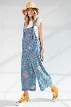 Frankie Denim Overalls are crafted from washed denim for a stylish, weathered look. Featuring an oversized and loose fit with adjustable straps and distressed details, these overalls are designed to provide a comfortable, personalized fit. Model is 5'6 wearing a small Denim Flowers, Floral Denim, Washed Denim, Denim Overalls, To Miss, Denim Wash, Black Denim, Black Floral, Blue Denim