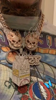 Gold Teeth Grills, Gang Life, Diamond Chains, Handmade Charm Bracelets, Kylie Jenner Look, Rapper Jewelry, Lil Skies, Expensive Jewelry Luxury, Gold Teeth