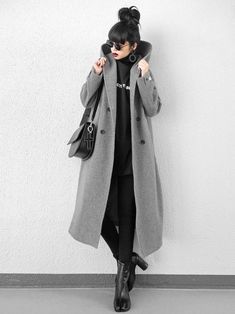 Black Clothes, Rock Punk, Looks Street Style, Trik Fotografi, All Black Outfit, Glam Rock, Super Ideas, Japan Fashion, Edgy Outfits