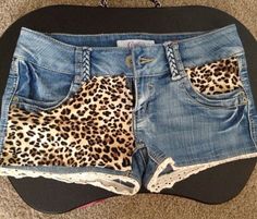 Cheetah Print Shorts. I would sooo wear these! Leopard Print Shorts, Animal Print Fashion, Shorts Style, Print Shorts, Vs Pink, Aeropostale, Passion For Fashion, Diy Clothes