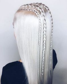 Cute Blonde Hair, White Blonde Highlights, Blond Ombre, Platinum Blonde Hair Color, Long White Hair, Icy Blonde Hair, White Hair Color, White Blonde Hair