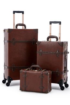 Like all our spinner suitcase, this luggage set boasts the modern amenities of an extendable trolley handle, pu leather straps, two rose gold combined locks and four silent-glide spinner wheels for elegant mobility. Brown Luggage, Travel Bag Set, 3 Piece Luggage Set, Leather Suitcase, Vintage Suitcase, Vintage Luggage, Bag Suitcase, Carry On Suitcase, Train Case