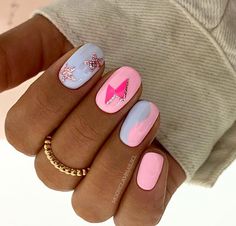 Western Design Nails, Pink And Baby Blue Nails, Blue Nails Stars, Western Gel Nails, Nail Designs Western, Disco Cowgirl Nails, Country Nails Design, Nail Ideas Western, Short Western Nails