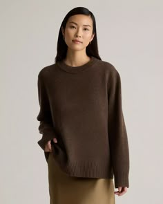 Mongolian Cashmere Oversized Crewneck Sweater Quince Cashmere Sweater, Chocolate Sweater, Chocolate Brown Sweater, New Wardrobe Ideas, Matching Skirt Set, Preppy Fall Outfits, Plush Yarn, Preppy Fall, Vacation Wardrobe