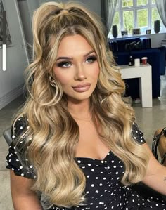 Long Face Shapes, Long Face Hairstyles, Birthday Hair, Glam Hair, Penteado Cabelo Curto, Hair Stylist Life, Long Blonde, Long Blonde Hair, Wedding Hair And Makeup