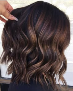 Dark Brown Hair Color with Babylights Hair Colour Ideas For Brunettes, Hair Color Ideas For Brunettes Balayage, Hair Colour Ideas, Balayage Ideas, Rambut Brunette, Fall Winter Hair Color, Fall Hair Color For Brunettes, Hairstyle Inspiration