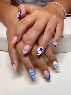 Fall Break Nails, Nail Polish For Short Nails, Blue Aesthetic Nails, Gender Reveal Nails Ideas, Nail Art Funky, Short Mail, Baby Blue Acrylic Nails, Preppy Nails, Acrylic Nails Almond Shape