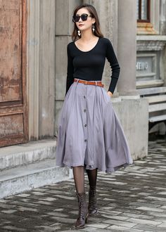 DETAIL * 50% linen, 50% cotton * Two side pockets * Front button closure * Has belt loops to keep everything in place * Plus size linen skirt * Below knee length * Perfect for spring, summer, autumn * The belt model wears is not for sale * The model is 170 cm (5′ 7″) tall with a 80 cm (31.5") bust, 66 cm (26") waist. She is wearing the linen skirt in size XS. Choose CUSTOM Order if you * Need a better fit * Can't find your size in our size Chart * Chang the Length * Your Height is not Between 5' Pleated Wool Skirt Outfit, Midi Skirt Casual Outfit, Wool Skirt Outfit, Vintage Clothing Styles, Midi Skirt Outfits, Midi A Line Skirt, Midi Rock Outfit, Midi Skirt Plus Size, Plus Size Linen