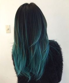 Teal Hair Color, Colored Hair Tips, Ombre Highlights, Teal Hair, Natural Hairstyle, Green Highlights