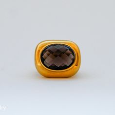 Chucky Statement Cognac Quartz ring 18K Yellow Gold Quartz Approx 3tcw The frame of the ring 21mm x 18mm16.9gmSize 7 Resize available, contact for more info. Thank you for visiting our shop!Also, Follow us on Instagram https://www.instagram.com/dmkjewelryny/ Quartz Ring, The Ring, Cognac, Follow Us, Yellow Gold, Thank You, Ring, Yellow, Frame