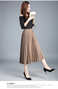 Unique Skirts Design, Skirts Outfits, Unique Skirts, Long Skirt Outfits, Elegante Casual, Classy Work Outfits, Long Skirts, Fashion Attire