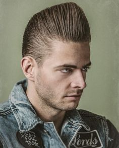 Pompadour. Using reuzel pink pomade. Thanks @dimonlolpro for inspiration and Alexander Maklygin for foto. You can see more here http://barberking.ru/barber/9426/ @barberking2016 , hold on! @reuzel @reuzeluk @russianbarbershop #oldschoolbarber #traditionalbarber #barberia #barberlife #barberking2016 #reuzelpomade #reuzel #reuzelpink Slicked Back Hair