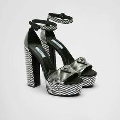 Rubber Sandals, Prada Shoes, Dream Shoes, Platform Heels, Luxury Shoes, Cute Shoes, Platform Sandals