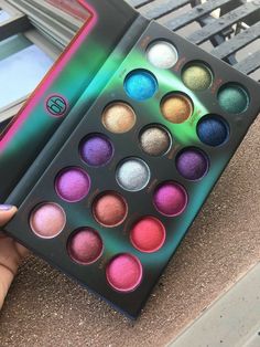 Ultra Makeup, Aurora Lights, Makeup Pallets, Glitter Eyeshadow Palette, Makeup Eyeshadow Palette, Makeup Accesories, Bh Cosmetics, Light Makeup