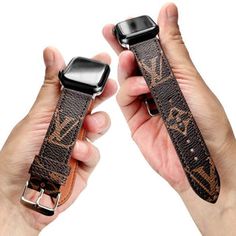 CLASSIC BROWN FLOWER LUXURY IWATCH STRAP – THEROXYMOB Luxury Brown Watch Bands For Business, Luxury Classic Brown Watch Band, Luxury Leather Apple Watch Band, Luxury Designer Brown Watch Bands, Luxury Brown Apple Watch Band With Wrist Strap, Flower Luxury, Brown Flower, Classic Brown, Apple Watch Series