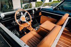 the interior of an old car is clean and ready to be used as a vehicle