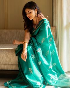 Kalyani Priyadarshan Kalyani Priyadarshan, Bottle Green Saree, Celebrity Jewelry, Mangalsutra Designs, Small White Flowers, Green Saree, Fashion Hub, Traditional Fashion