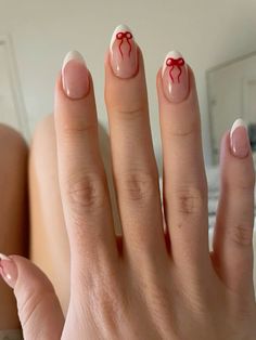 Star Nails French Tip, Red Nails Coquette, French Tip Ballerina Nails, Short Nail Designs Red, Basic Nude Nails, French Tip Ballerina, Nail Art Bow, Gell Nails, Grad Nails