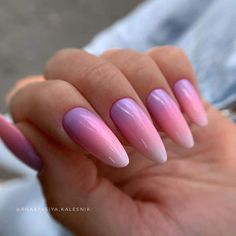 35+ Amazing Ombre Nails You Need To Try! - Prada & Pearls Red Ombre Nails, Spring Acrylic Nails, Lavender Nails, Pink Acrylic Nails, Oval Nails, Gel Nail Designs