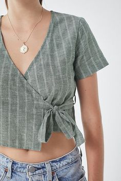 Wrap Crop Tops, Thrift Flip, Cheap Dresses Online, Women Shirts Blouse, Cheap Dresses, Mode Inspiration, Women's Shirts, Cropped Top