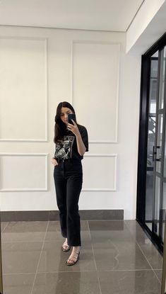 Financial Advisor Outfit Women, Outfit Fiesta Casual, Black Watch Outfit, Cute Overall Outfits, Outfits Con Jeans, Overall Outfit, Classic Style Outfits, Looks Party