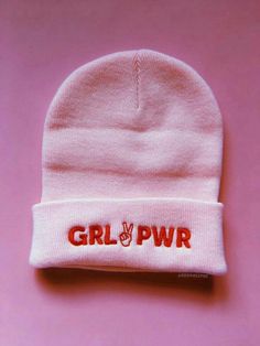 Nice Hats, Kawaii Hat, Painted Leather Jacket, Streetwear Hats, Beanie Outfit, Cute Beanies, Hat Stores, Pink Embroidery, Rings Accessories