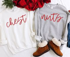 Couples Christmas, Christmas Couple, Funny Christmas Shirts, Christmas T Shirt, Couple Shirts, Look Plus, T Shirt Funny, Funny Christmas, Christmas Cheer