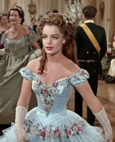 Period Dress, Romy Schneider, Vestidos Vintage, Historical Dresses, Glam Dresses, Hollywood Glamour, Historical Fashion, Costume Design, Princess Dress