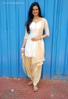 Meenakshi Dixit, Patiala Salwar Kameez, Kameez Designs, Pakistani Couture