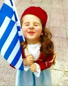 Greek Flag, Greek Beauty, Greek Women, Greek Heroes, Greek Culture, The Son Of Man, Folk Costume, Popular Videos