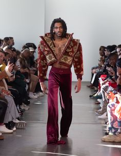 No Sesso Fall 2019 [PHOTOS] – WWD Men Couture Fashion, Men Wearing Dress, Men’s Couture, Couture Fashion Men, Runway Fashion Men, Male Runway Fashion, Male High Fashion