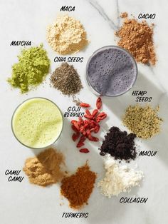 an image of different spices and powders on a table with the names in spanish