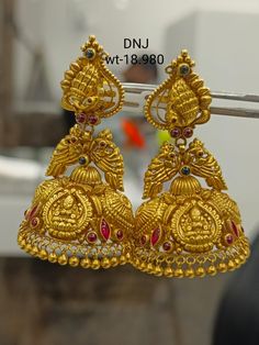 Gold Antique Jumki Gold Buttalu, Golden Jhumka, Big Earrings Gold, Necklace Set Indian Bridal Jewelry, Baby Jewelry Gold, Blue Blouse Designs, Jhumka Designs, Bridal Jewellery Earrings, Gold Jewels Design