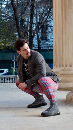 Upgrade your winter wardrobe with our Groundskeeper Willie Meggings! These Red Tartan Print Men's Leggings are the perfect addition to any man's style. From casual outfits to sporty looks, these meggings are versatile and comfortable. Whether you're hitting the yoga mat, going for a run, dancing at festivals, or simply lounging around the house, these meggings are the go-to choice. Don't miss out on the hottest trend in men's fashion. Shop now and rock your winter style with confidence! Groundskeeper Willie, Skinhead Fashion, Plaid Leggings, Mens Leather Clothing, Gym Outfit Men, Sporty Looks, Black Leather Leggings, Doc Marten, Clothes Men