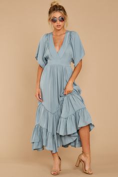 Trendy Dresses Summer, Fashion Goals, Red Dress Boutique, Short Sleeve Maxi Dresses, Blue Midi Dress, Maxi Dress Blue, Maxi Dress With Sleeves, Mode Inspiration, Trending Dresses