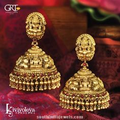 Gold antique temple jhumka from GRT Jewellers. The Jhumka is embellished with gold beads clusters and kemp rubies. Kammalu Buttalu, Jimikki Kammal, Temple Jewellery Jhumkas, Temple Jewelery, Jhumka Designs, Temple Jewelry Necklace