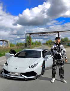 Lamborghini huracan white Open Door, Anime Warrior, Warrior Girl, Lamborghini Huracan, Super Cars, Lamborghini, White