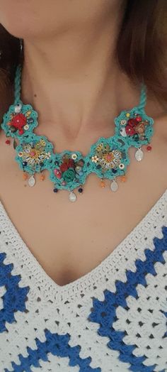 el emeği otantik örgü kolye iğne oyası doğal taş koton renkli ip Beach Crochet Jewelry In Green, Multicolor Crochet Bohemian Jewelry, Unique Boho Collar Jewelry, Handmade Bohemian Choker Necklace, Unique Boho Collar Necklace As Gift, Unique Boho Collar Jewelry As Gift, Unique Boho Collar Necklace For Gift, Handmade Green Bohemian Beaded Necklaces, Bohemian Handmade Beaded Pendant Necklaces