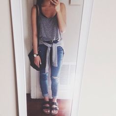 Birkenstock Outfit, Mode Shoes, School Looks, April Showers, Mode Inspo, Fashion Mode, Looks Style, Mode Inspiration