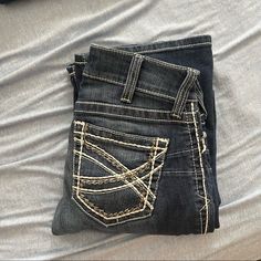 Size 26l Worn Once, Look Brand New Katie Fitch, Western Girl Outfits, Western Rooms, Western Fits, Ariat Jeans, First Day Outfit, Riding Jeans, Western Clothes, Skins Uk