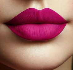 lips and lipstick💄 Smooch Kiss, Kylie Jenner Lipstick, Nyx Lipstick, Bold Lips, Beauty Lipstick, Gloss Lipstick, Mac Lipstick, Pink Lips