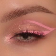 Festive Makeup, Drag Make-up, Nails Accessories, Cute Eye Makeup, Eye Makeup Pictures, Smink Inspiration, Valentines Makeup, Eye Makeup Designs, Dope Makeup