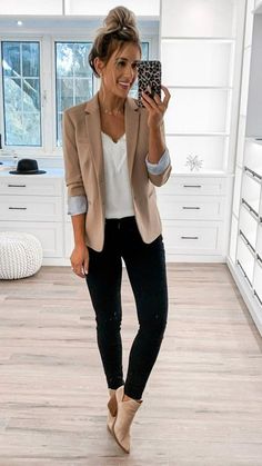 Work Attire Women, Casual Work Attire, Cute Work Outfits, Look Formal, Outfit Chic, Business Outfits Women