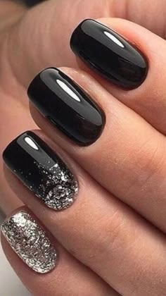 Shellac Pedicure, Classy Nail Designs, Silver Nail, Black Nail Designs, Winter Nail Designs, Trendy Nail Design, Gel Nail Designs