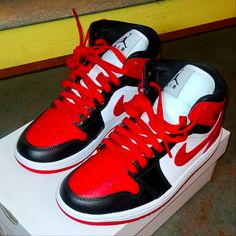 Brand New Purchased From Goat. 5.5 Women Nike Air Jordan Bred Toe, White Nike Shoes, Shoes Air, Womens Jordans, White Nike, Air Jordan 1 Mid, Jordan 1 Mid, Air Jordan 1, Jordan Shoes