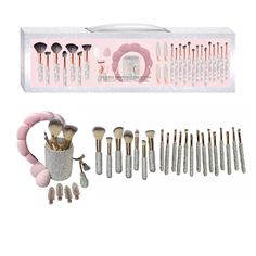 - Glitz And Glam Makeup Brushes - 30 Piece - 21 Brushes, 2 Make Up Sponges, 1 Storage Cup, 1 Eyelash Curler, 1 Facial Head Band, 4 Dent Free Hair Clips. - Silver - New And Unopened Glitz And Glam Makeup, Tik Tok Viral, Essential Makeup Brushes, Pink Makeup Brush, Sparkly Makeup, Makeup Brush Cleaner, Beauty Sponge, Pink Girly Things, Makeup Goals