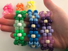 Flower Kandi Bracelet, Flower Kandi Cuff, Kandi Core, Kandi Diy, Kandi Crafts, Bass Canyon, Rave Bracelets, Kandi Cuff Patterns, Bracelet Stuff