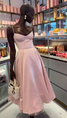 @adotthegreatt 60s Inspired Outfits, Modesty Outfits, Classy Prom Dresses, Black Femininity, Black Dress Outfits, Iconic Dresses, Event Outfit, Cute Summer Dresses, Fashion Mistakes