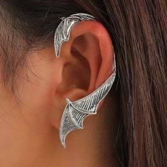 This Unique Piece Is A Wonderful Addition To Your Wardrobe Style; Sure To Get Lots Of Compliments! Great For Halloween Or Anytime! Gsumpr50400j9rs Nail Cuff, Dragon Ear Cuffs, Dragon Wing, Bat Jewelry, Bat Earrings, Dragon Earrings, Silver Ear Cuff, Punk Jewelry, Ear Cuff Earings